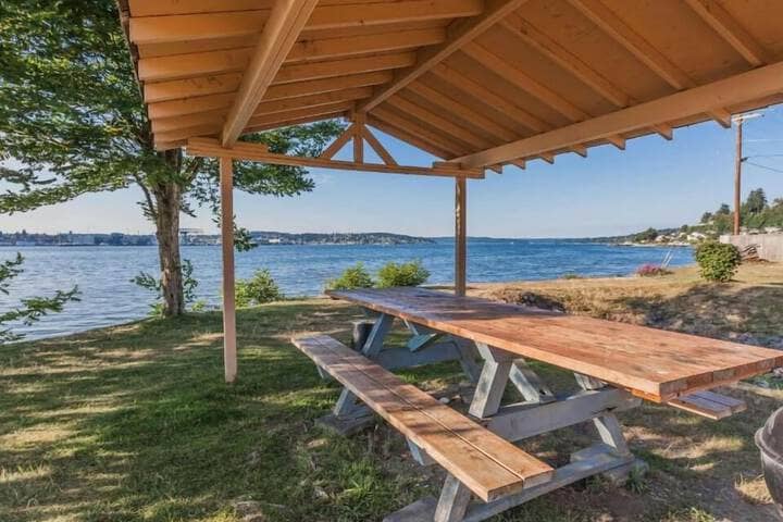 BBQ/picnic area